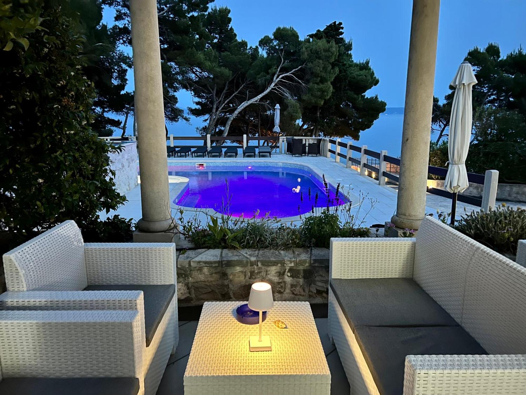 Vila Vera Seafront Apartments 苏曼婷 外观 照片