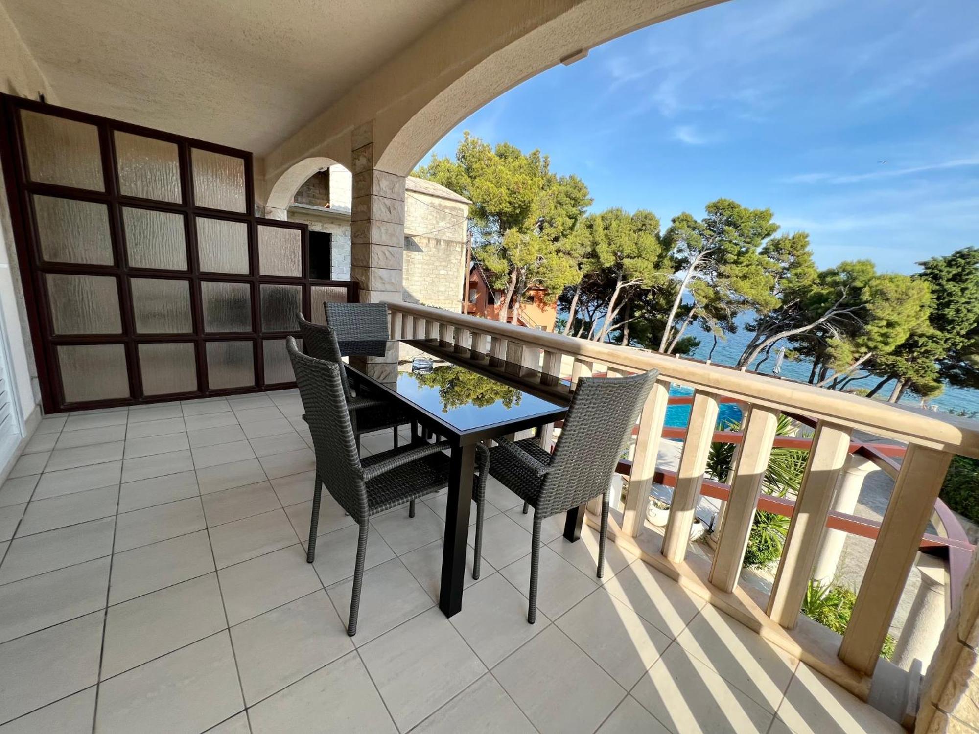 Vila Vera Seafront Apartments 苏曼婷 外观 照片