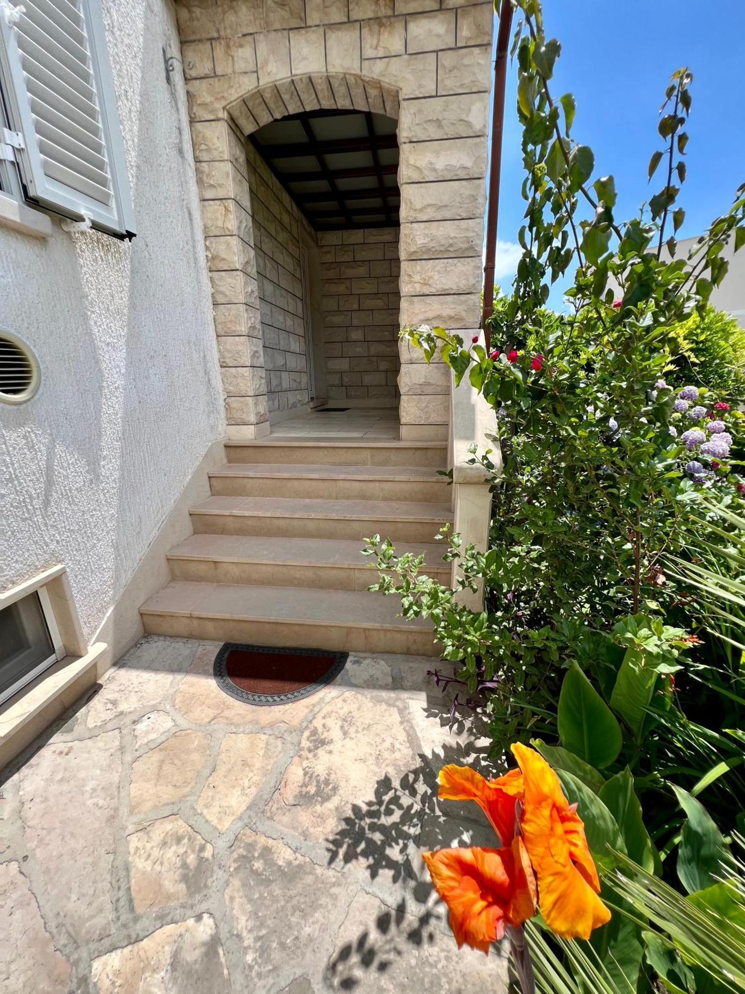 Vila Vera Seafront Apartments 苏曼婷 外观 照片