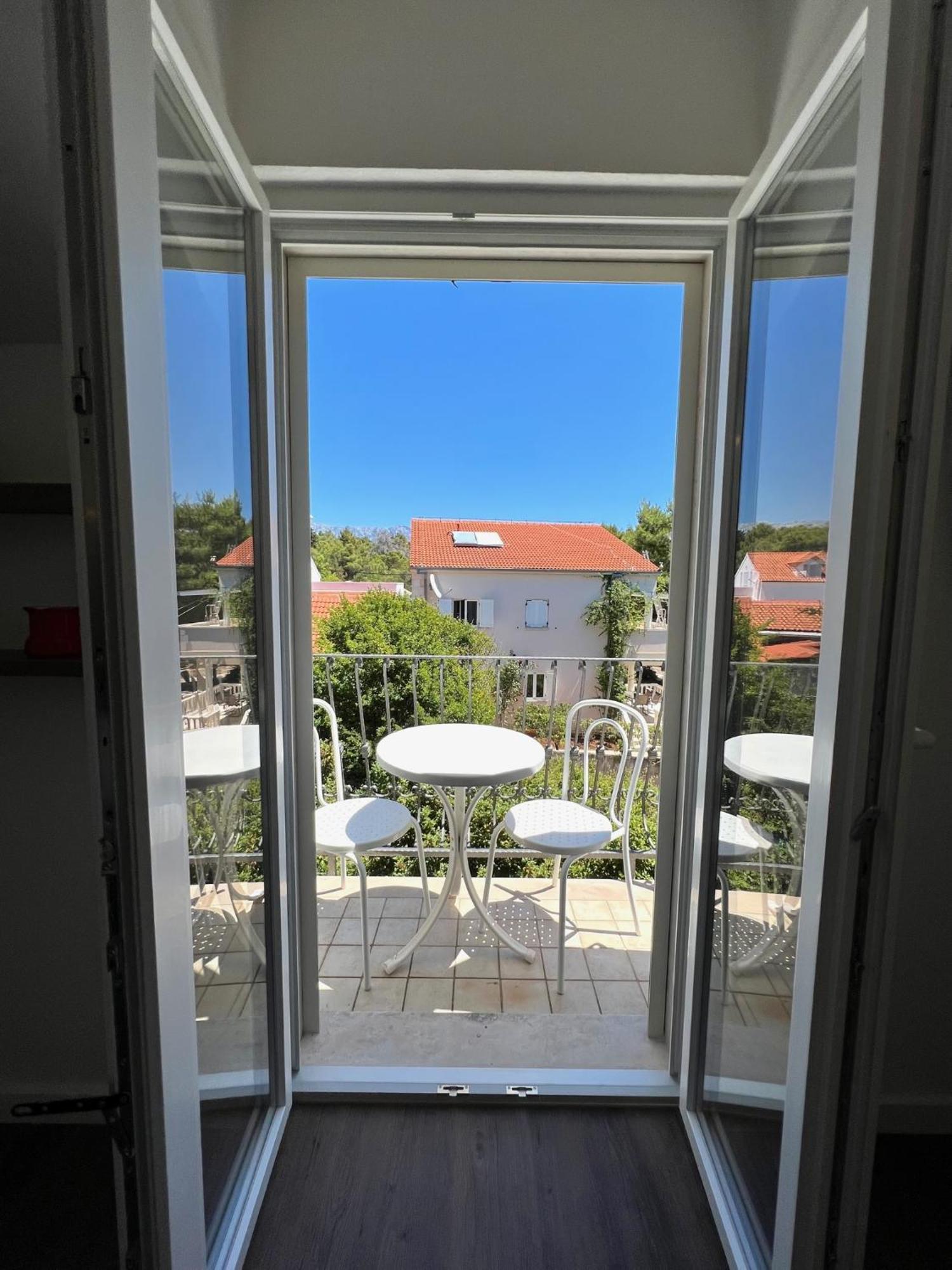Vila Vera Seafront Apartments 苏曼婷 外观 照片