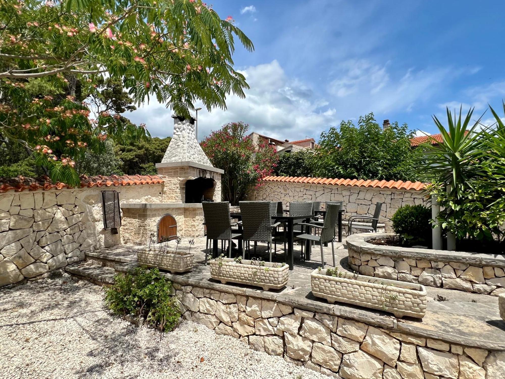 Vila Vera Seafront Apartments 苏曼婷 外观 照片